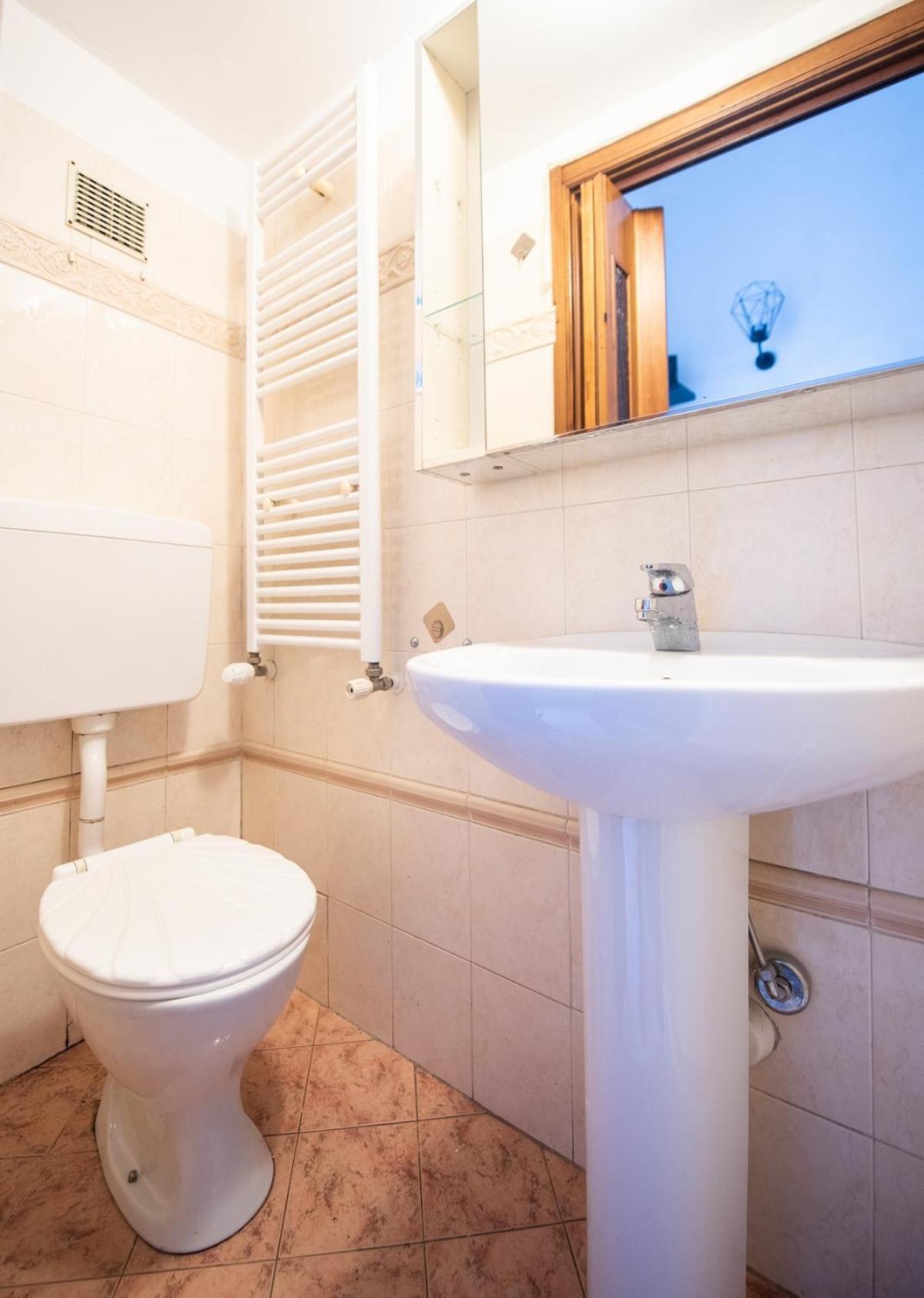 Modern And Serviced Apartment